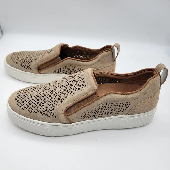 Vionic Women's Tan Perforated Slip-On Flats - Picture 4 of 6